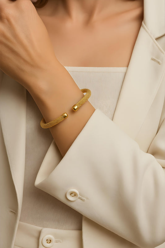 Solid 14K Gold Mesh Style Bangle EJASSM0501G