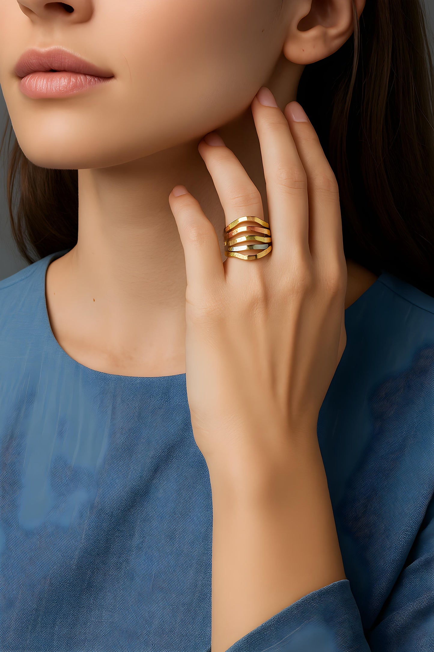 Solid 14K Tricolor Gold Semanario Ring EJRG576
