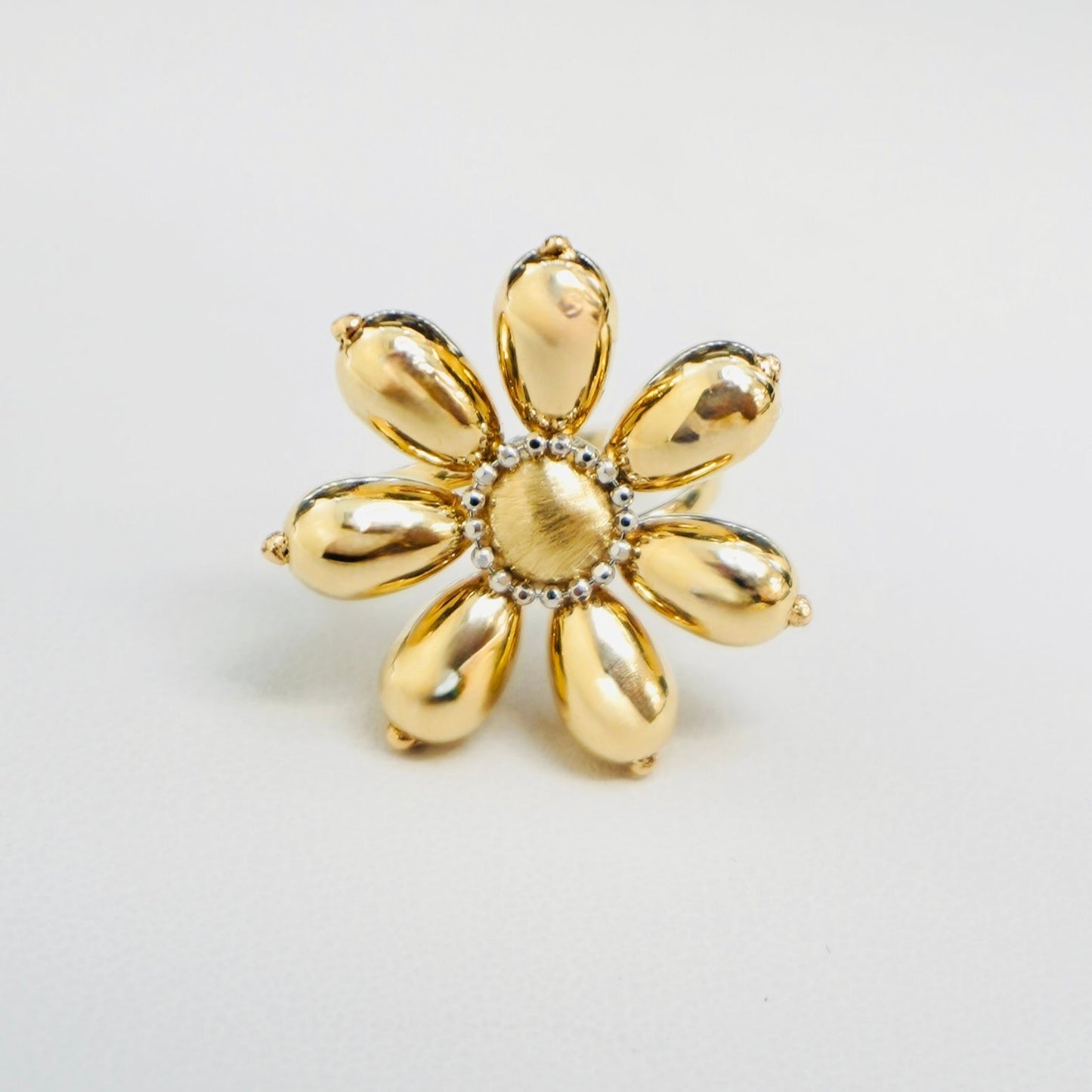 14K Fancy Yellow Gold Flower Ring