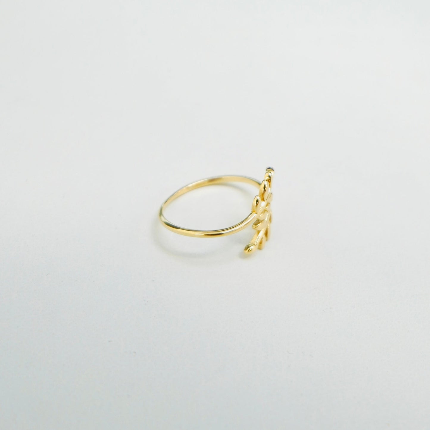Solid 14K Yellow Gold Dainty Leaf Ring