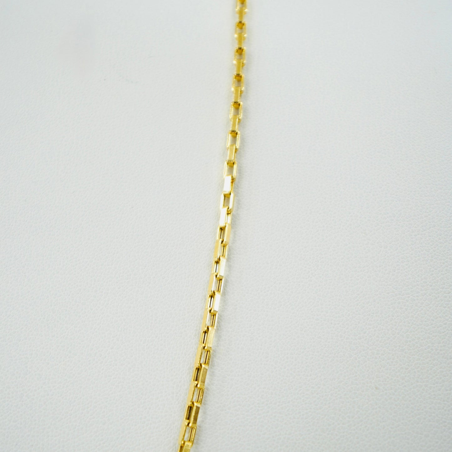 14K Yellow Gold 2.5MM 20" Elongated Box Chain