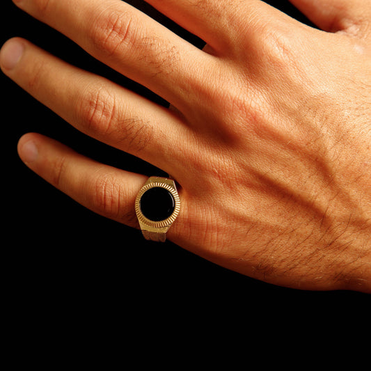 Solid 14K Yellow Gold Fluted Onyx Ring EJRG1576