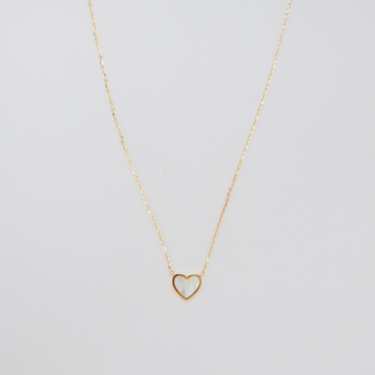 14K Yellow Gold Mother of Pearl Heart Chain