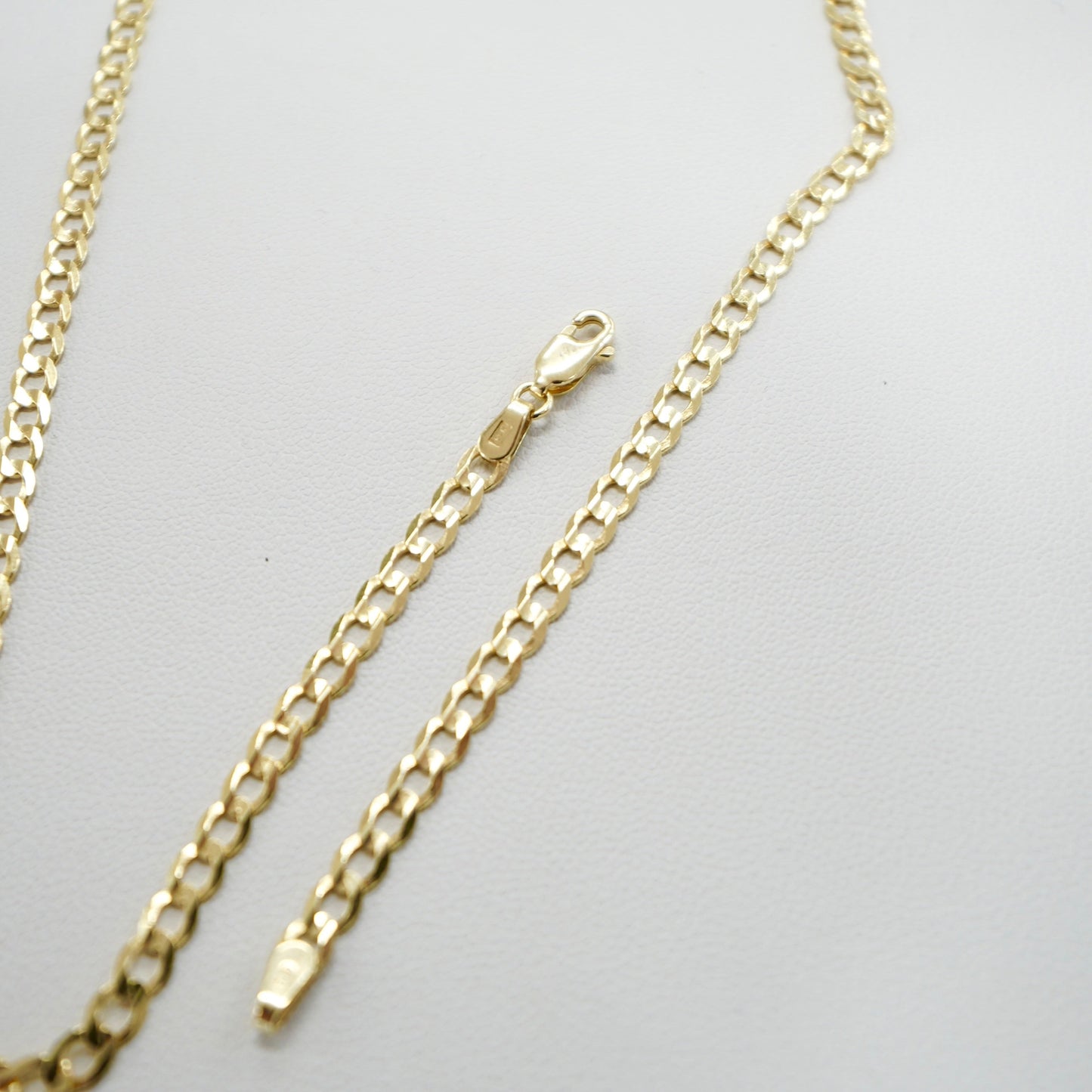 14K Yellow Gold Flat Curb 4MM 22" Chain